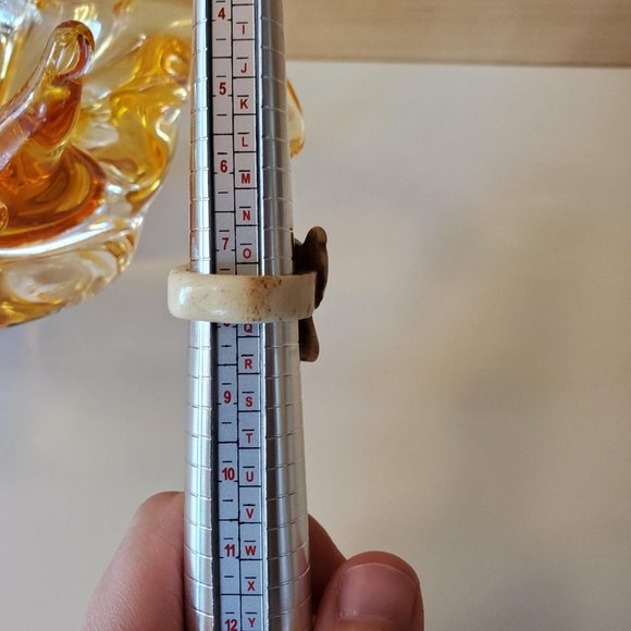 Hand Carved Natural Bone Beige Brown Animal Elephant Etched Ring - Picture 7 of 7